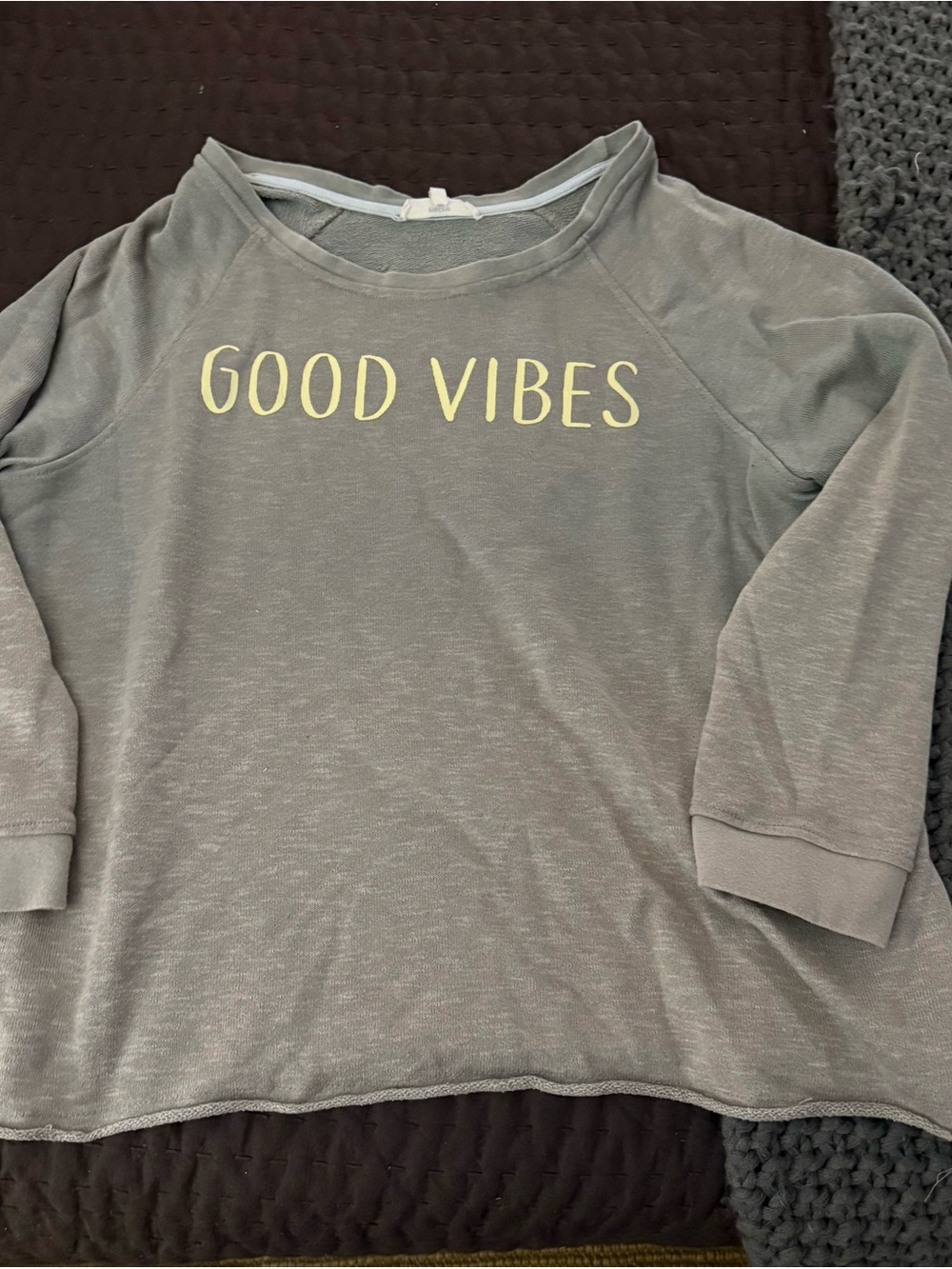 entro Gray Pullover Sweatshirt with Yellow "GOOD VIBES"